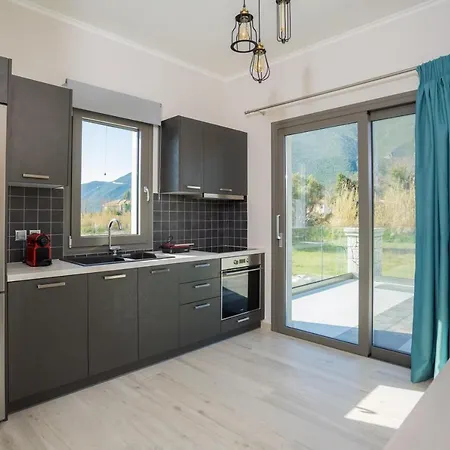 Apollonian Luxury * Vassiliki