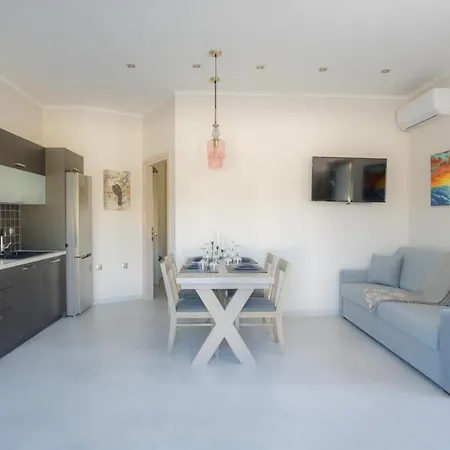 Apollonian Luxury