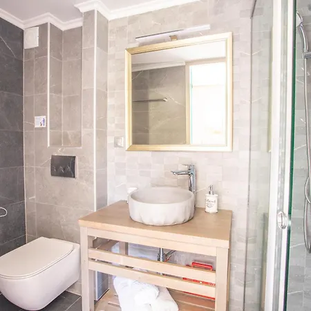 Apollonian Luxury Vasiliki