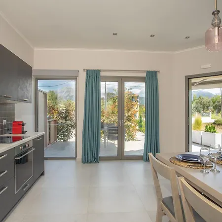 Apollonian Luxury