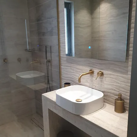 Apollonian Luxury Daire